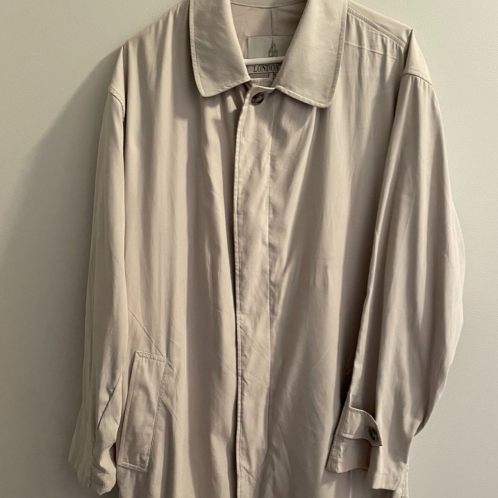 MENS LONDON FOG TRENCH COAT